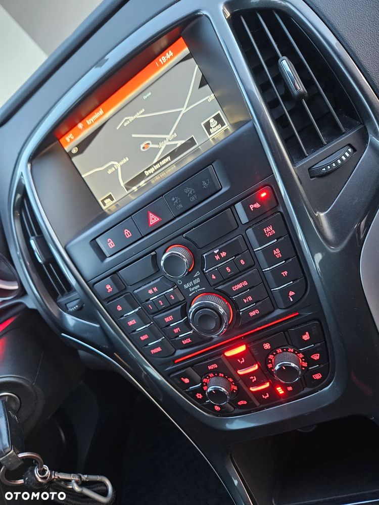 Opel Astra 1.4 T Essentia - 18