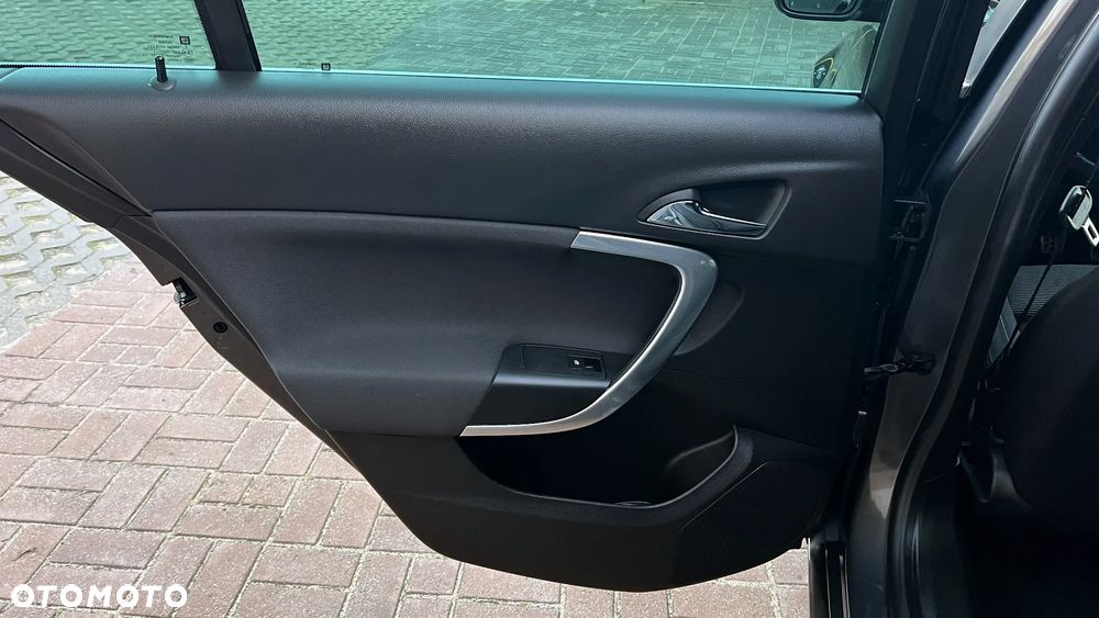 Opel Insignia 2.0 CDTI ecoFLEX Start/Stop Sport - 26