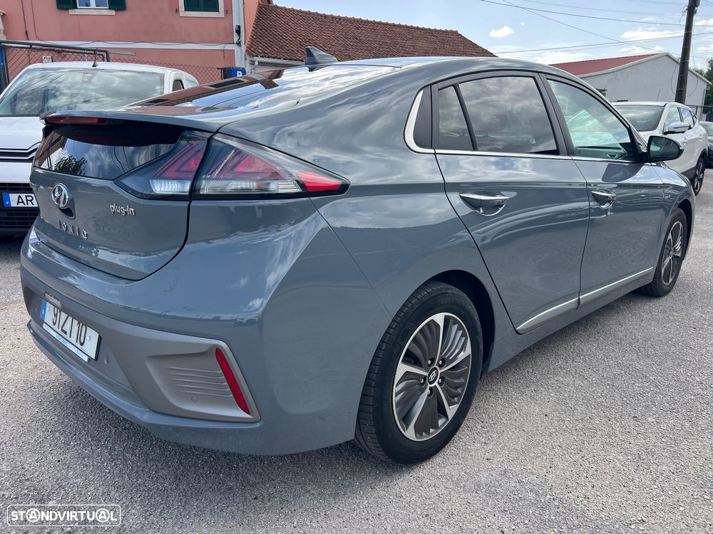 Hyundai Ioniq 1.6 GDI HEV Hybrid Tech - 13