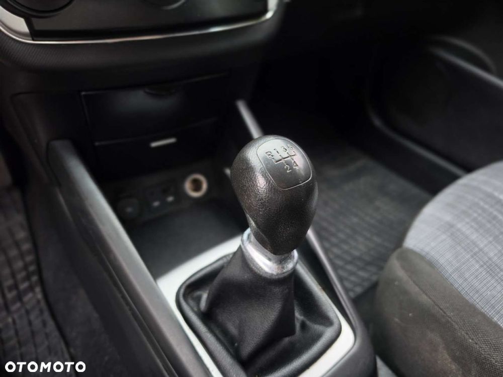 Kia Ceed - 26