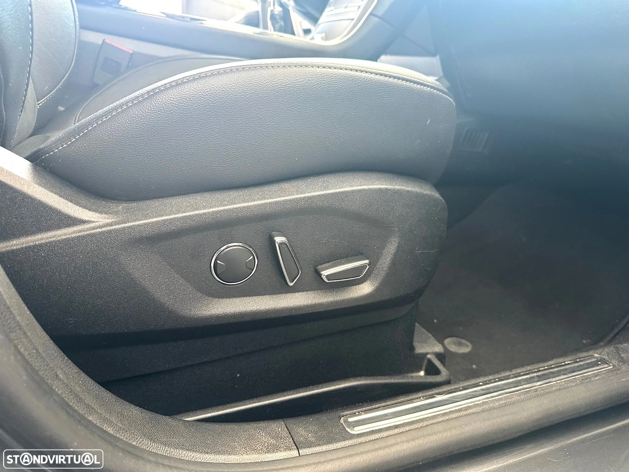 Ford S-Max 2.0 TDCi Titanium - 14