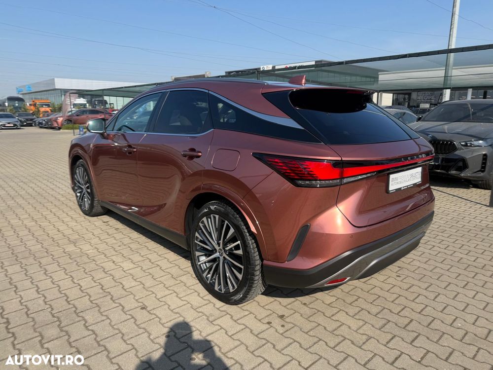 Lexus Seria RX 450h+ E-Four PHEV Luxury - 3