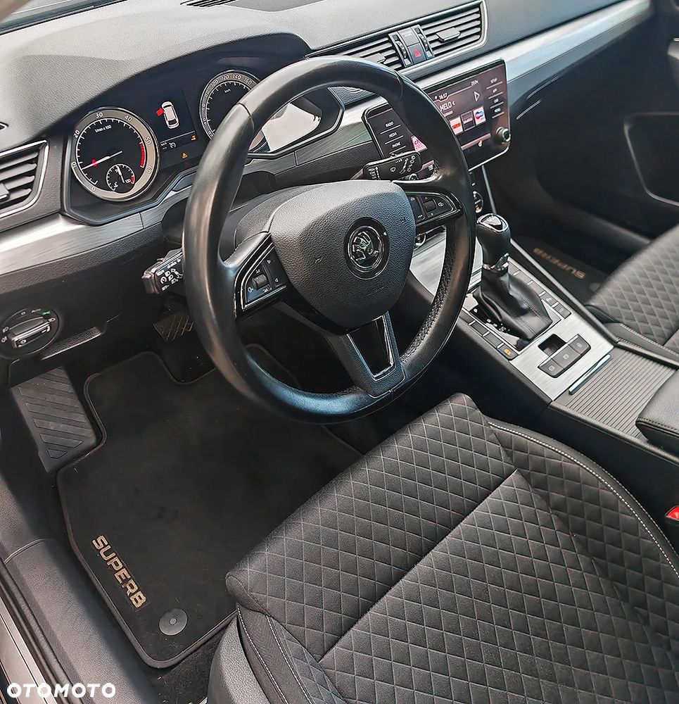 Skoda Superb 2.0 TDI SCR Style DSG - 14