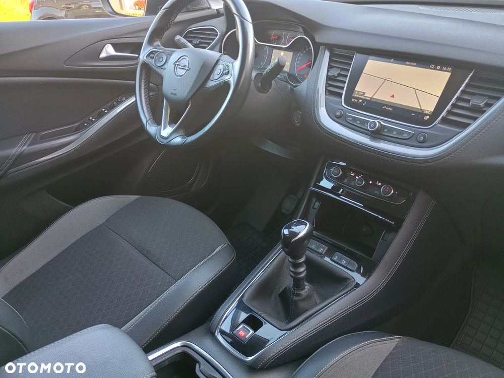 Opel Grandland X 1.2 Start/Stop Business Elegance - 22