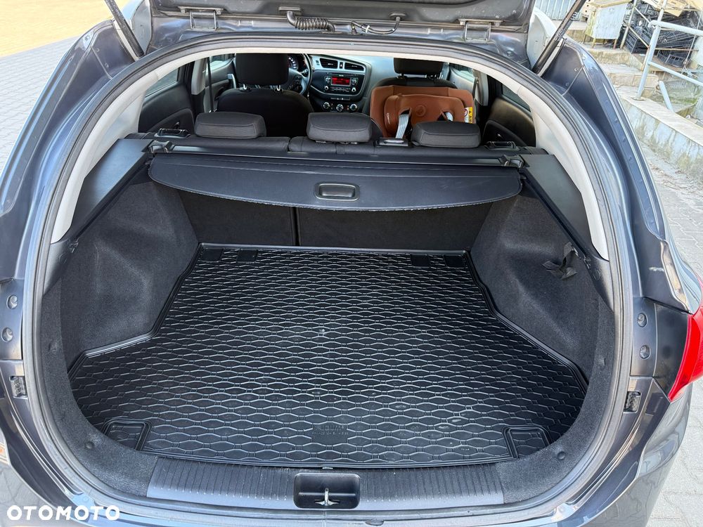 Kia Ceed 1.4 CRDi M - 10