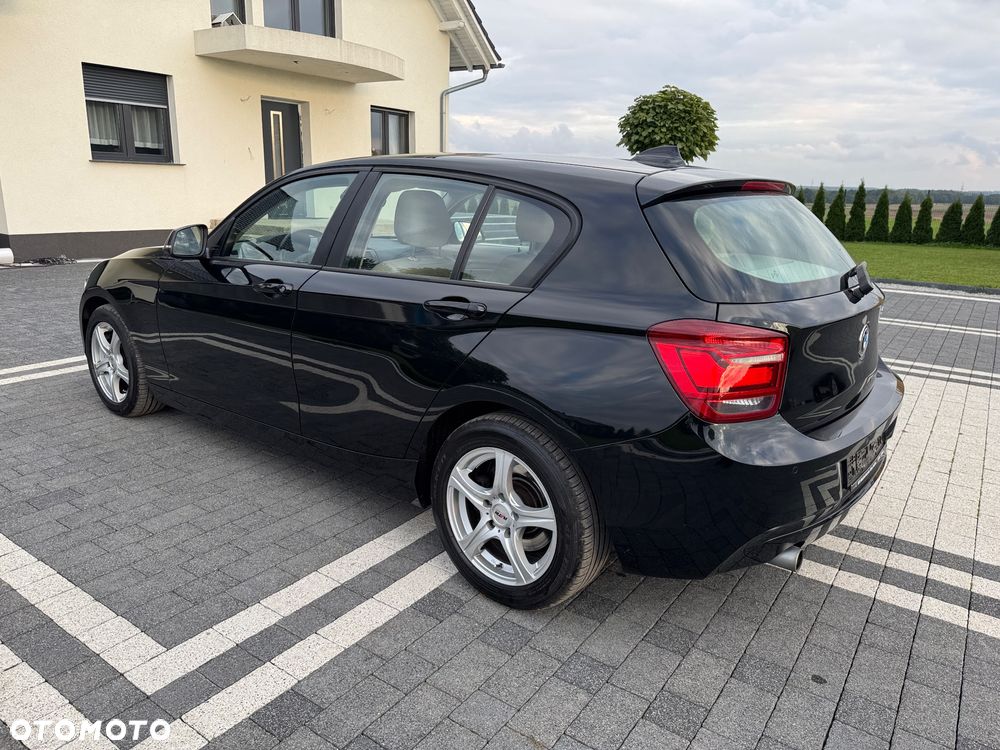 BMW Seria 1 120d - 13