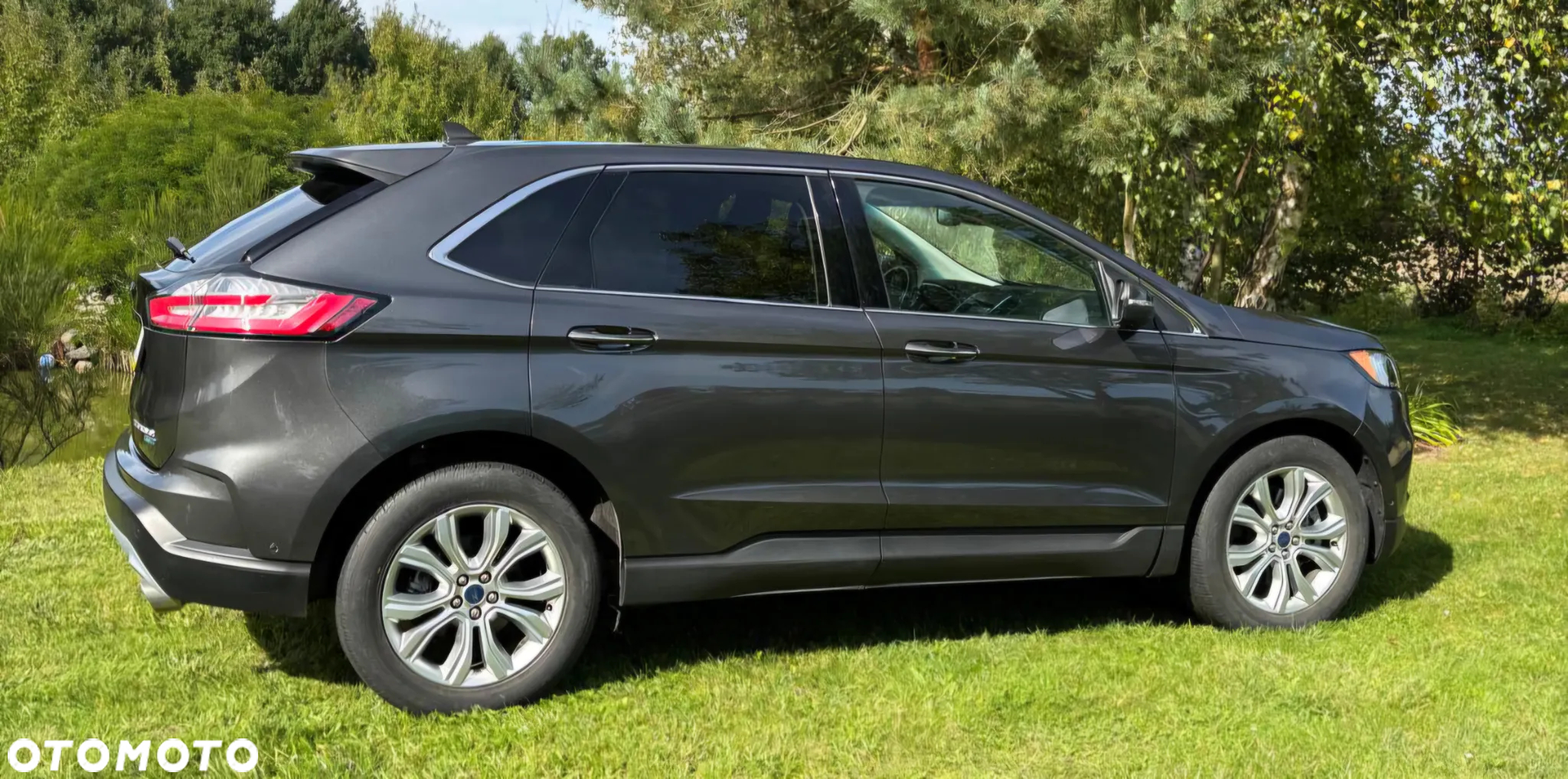 Ford Edge - 8