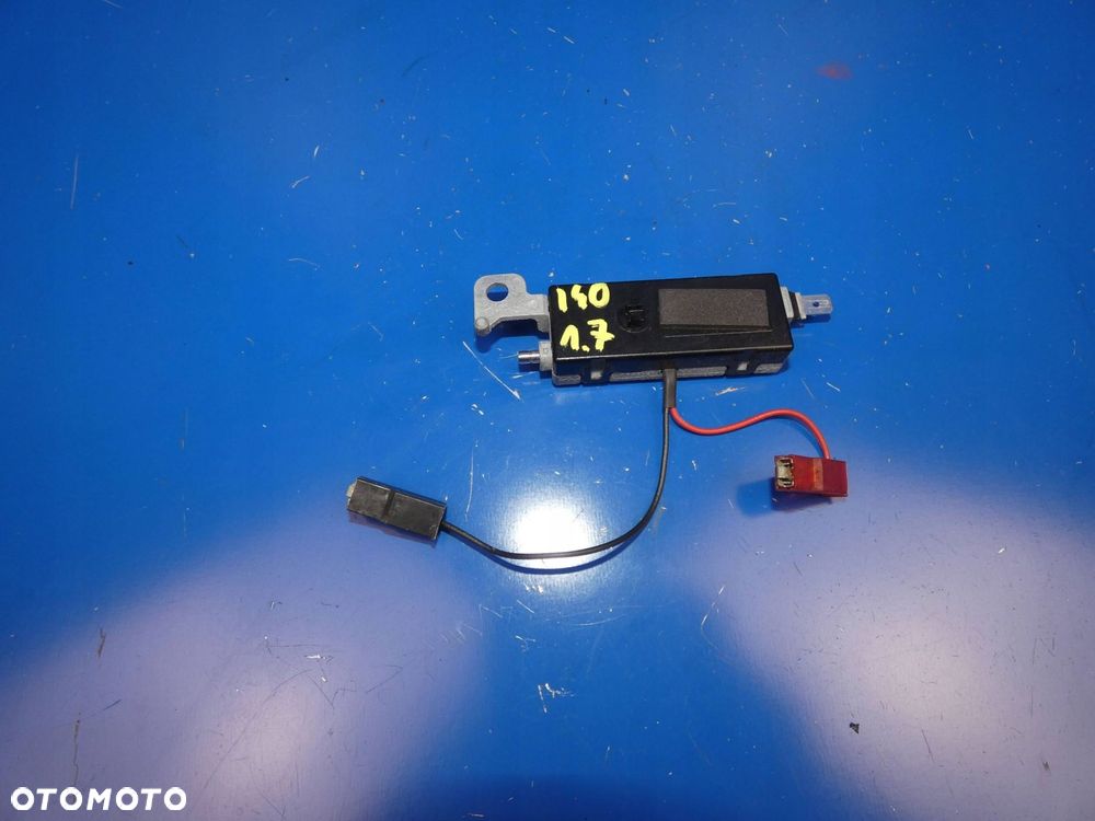 HYUNDAI I40 IX35 SPORTAGE III WZMACNIACZ ANTENY RADIA MODUŁ - 1