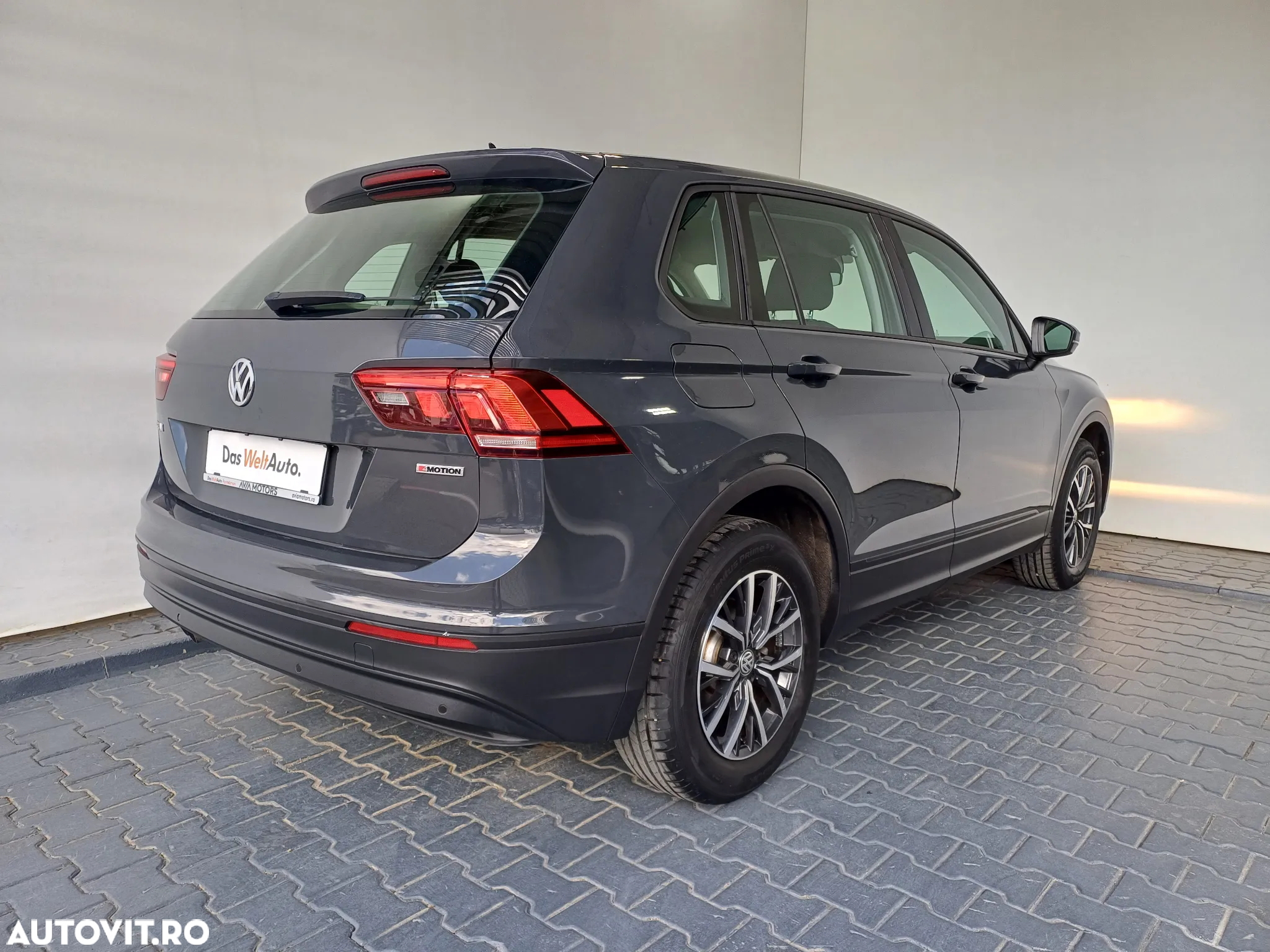 Volkswagen Tiguan 2.0 TDI 4Mot Trendline - 35