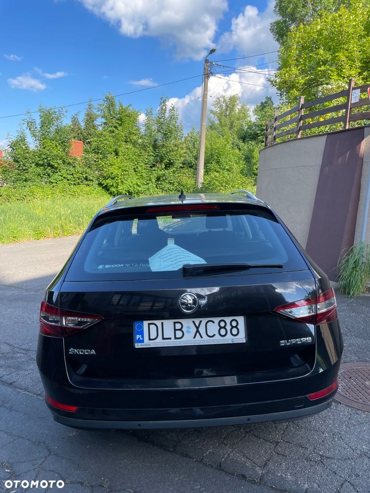 Skoda Superb 2.0 TDI Style DSG - 3