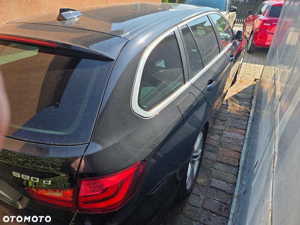 BMW Seria 5 520d - 4