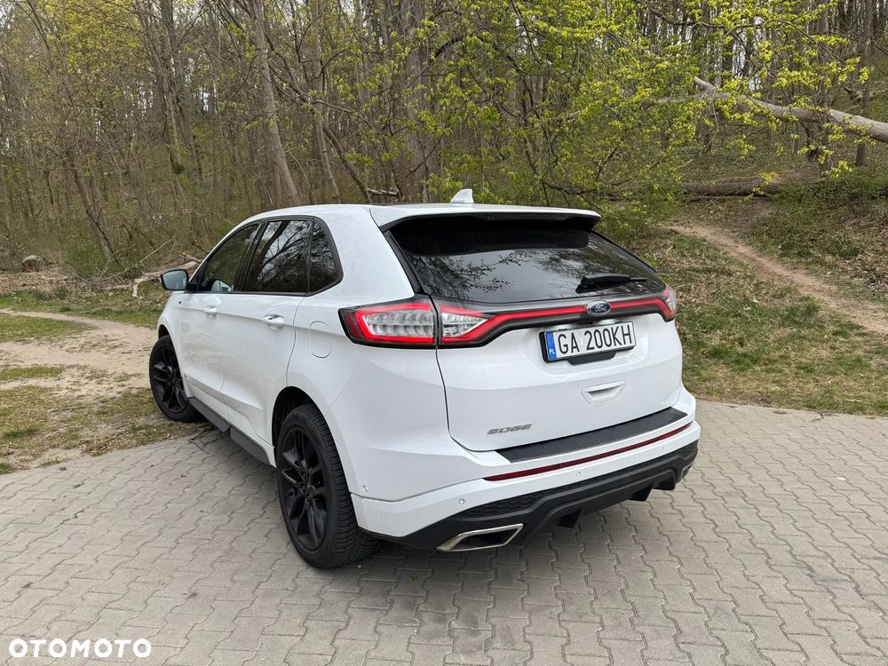 Ford Edge 2.0 TDCi Bi-Turbo 4x4 ST-LINE - 17