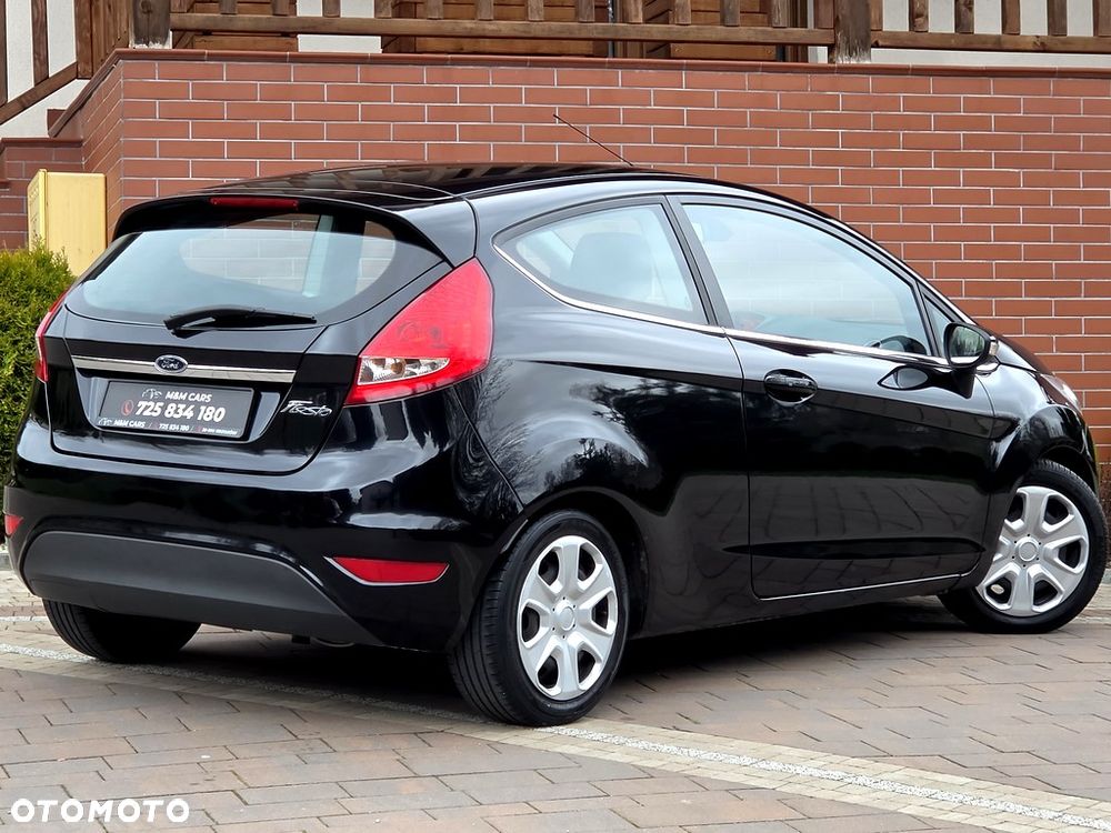 Ford Fiesta 1.4 Champions Edition - 16