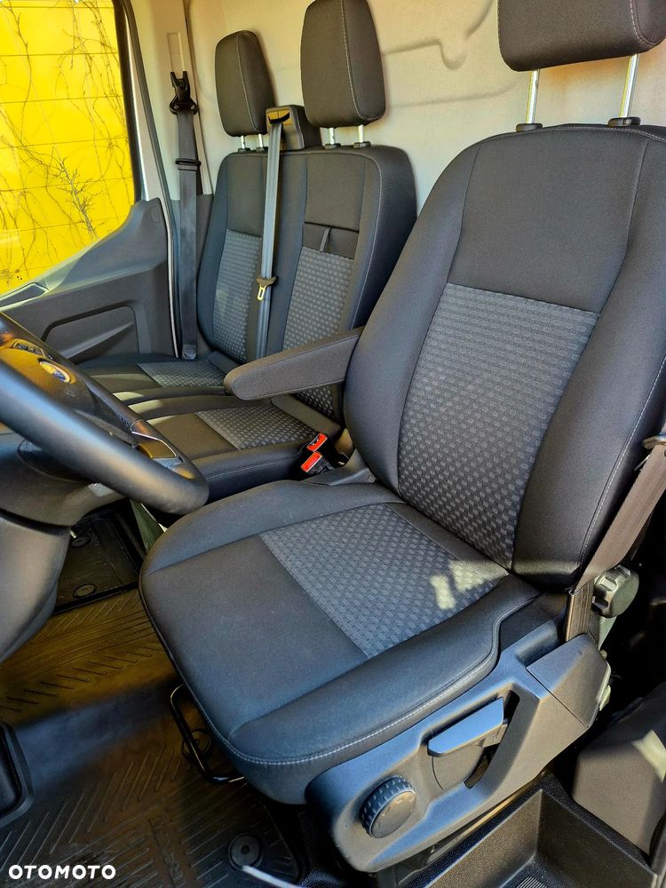 Ford Transit - 19