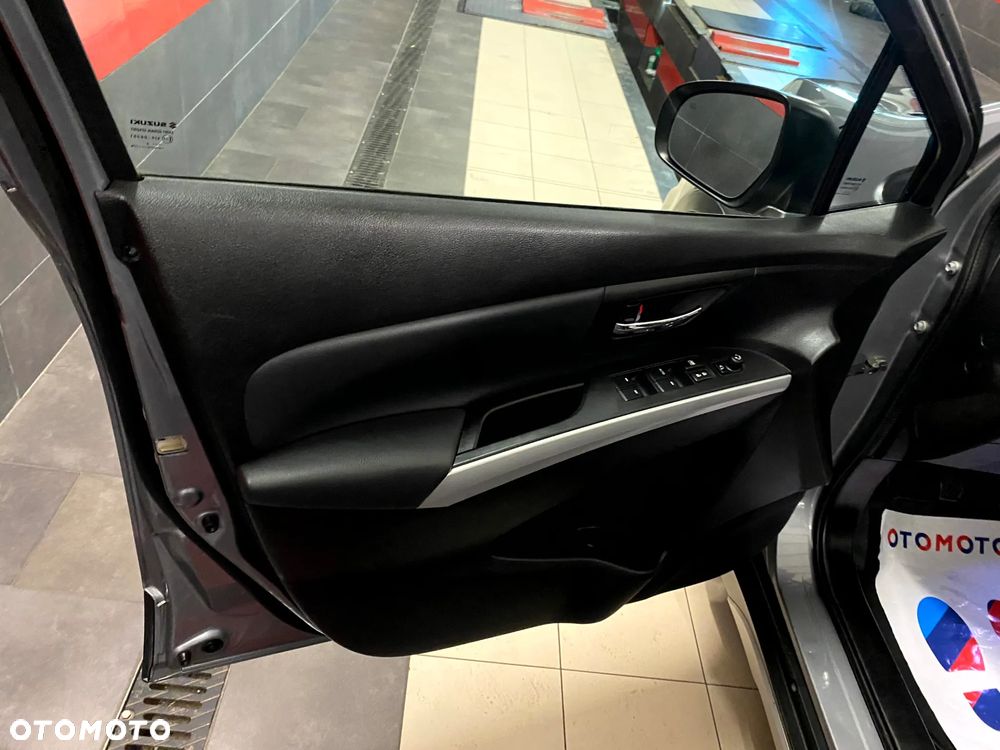 Suzuki SX4 S-Cross 1.4 Boosterjet Allgrip Comfort+ - 13