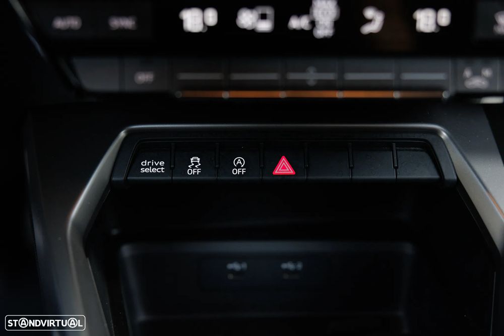 Audi A3 Limousine 30 TDI S line - 21