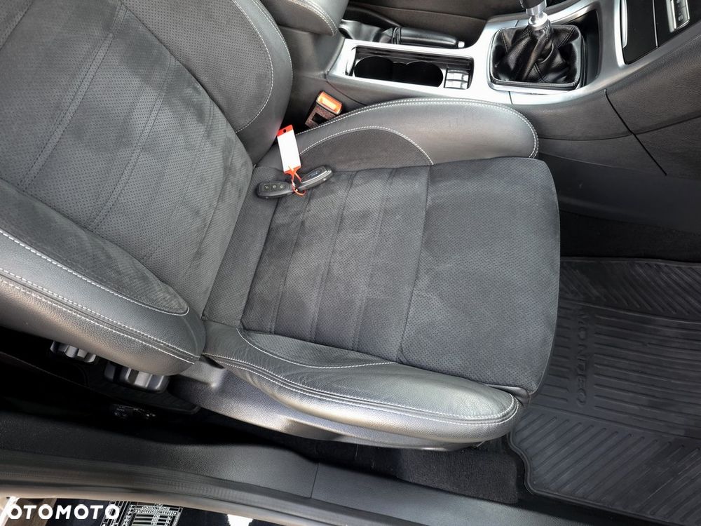 Ford Mondeo 2.0 TDCi Titanium - 14
