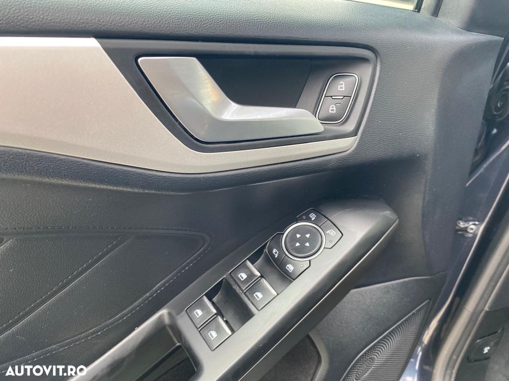 Ford Focus 1.0 EcoBoost MHEV Connected - 16