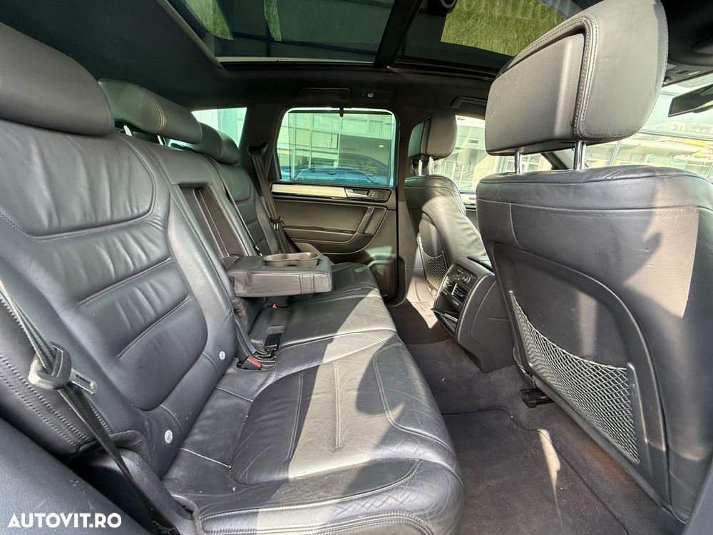 Volkswagen Touareg - 23