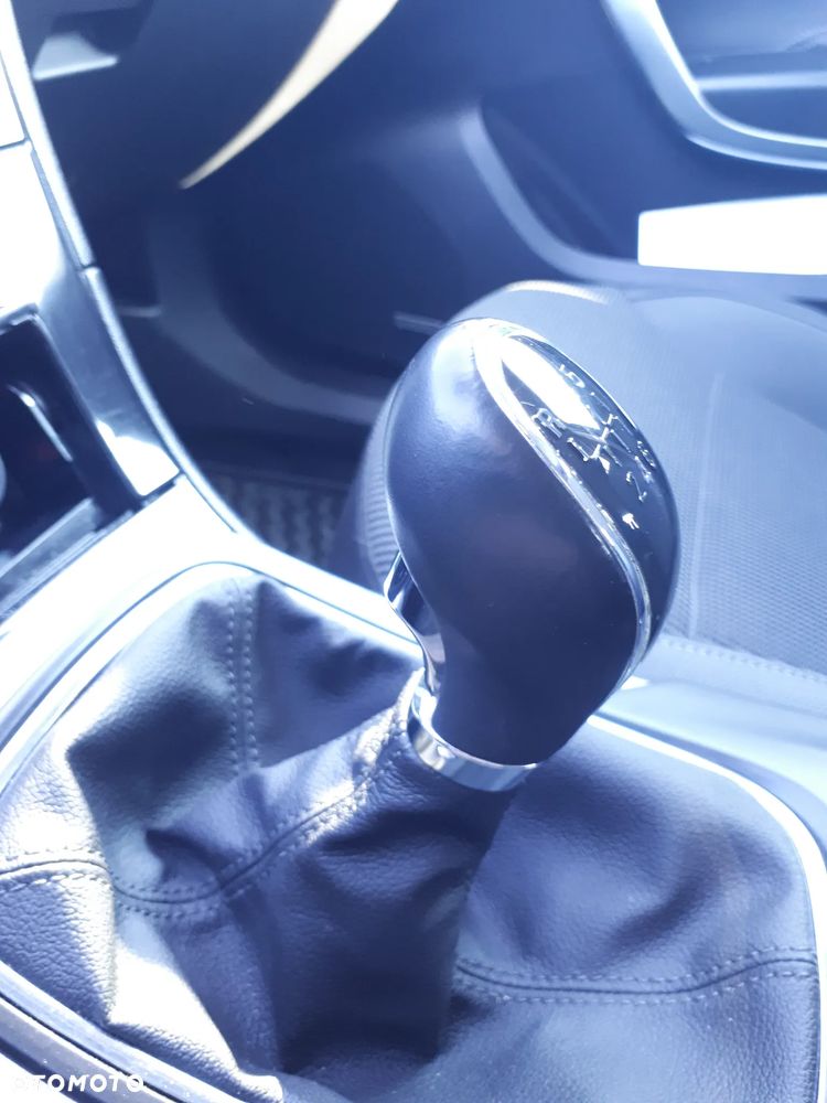 Opel Insignia - 11