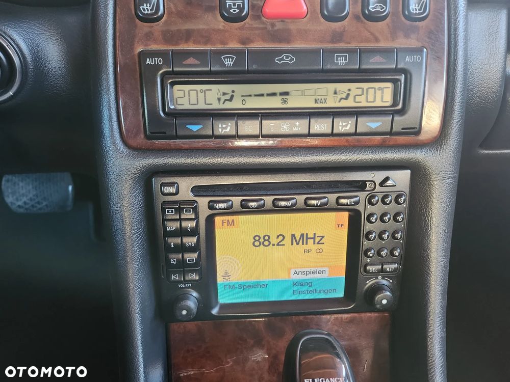 Mercedes-Benz CLK - 17