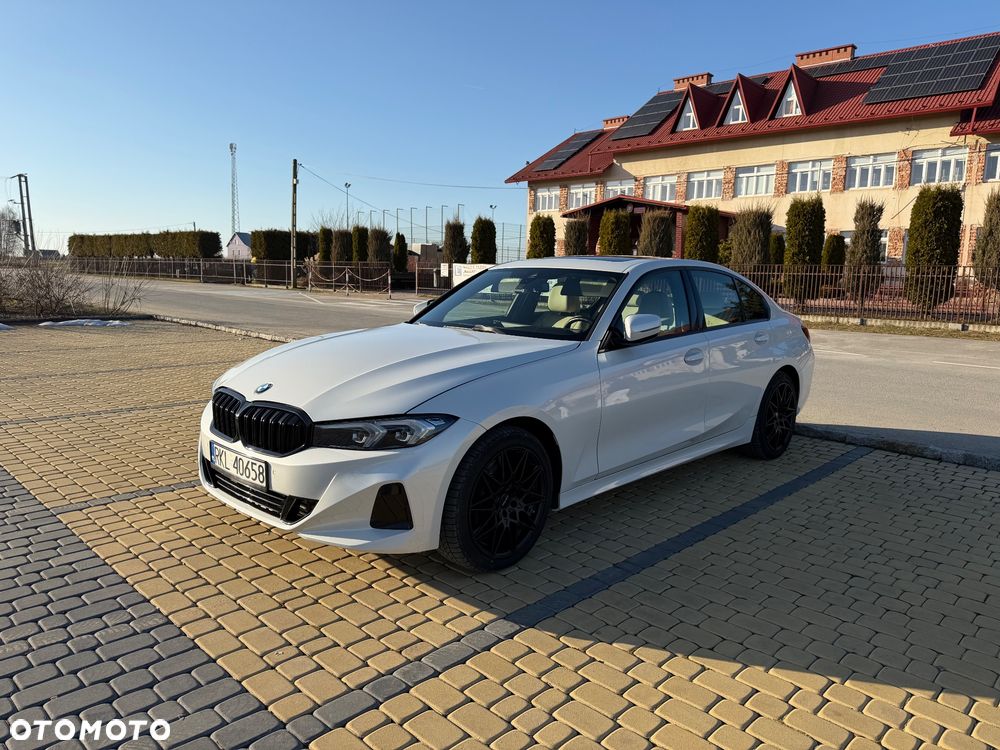BMW Seria 3 330i xDrive Sport Line - 8
