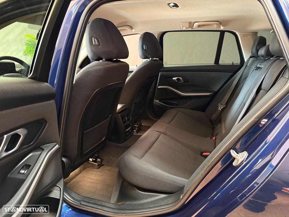 BMW 318 d Line Sport Shadow Auto - 15