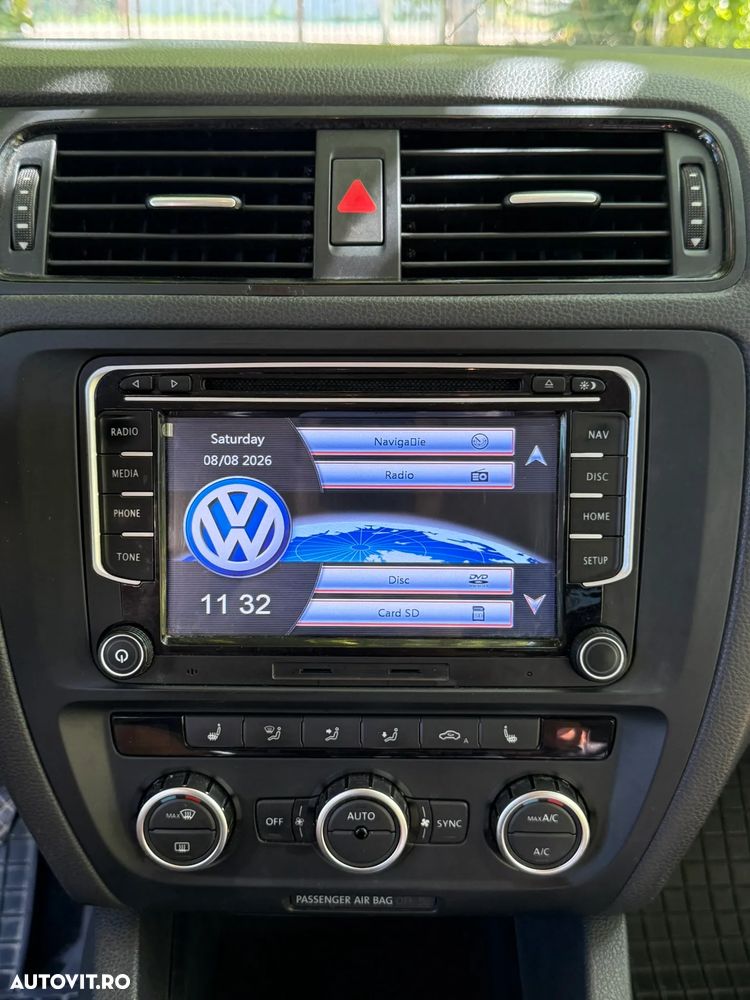 Volkswagen Jetta 1.6 TDI CR DPF Comfortline - 8