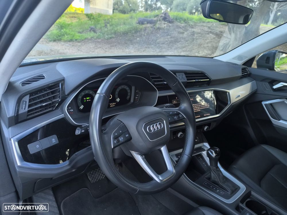 Audi Q3 45 TFSIe S tronic S line - 9