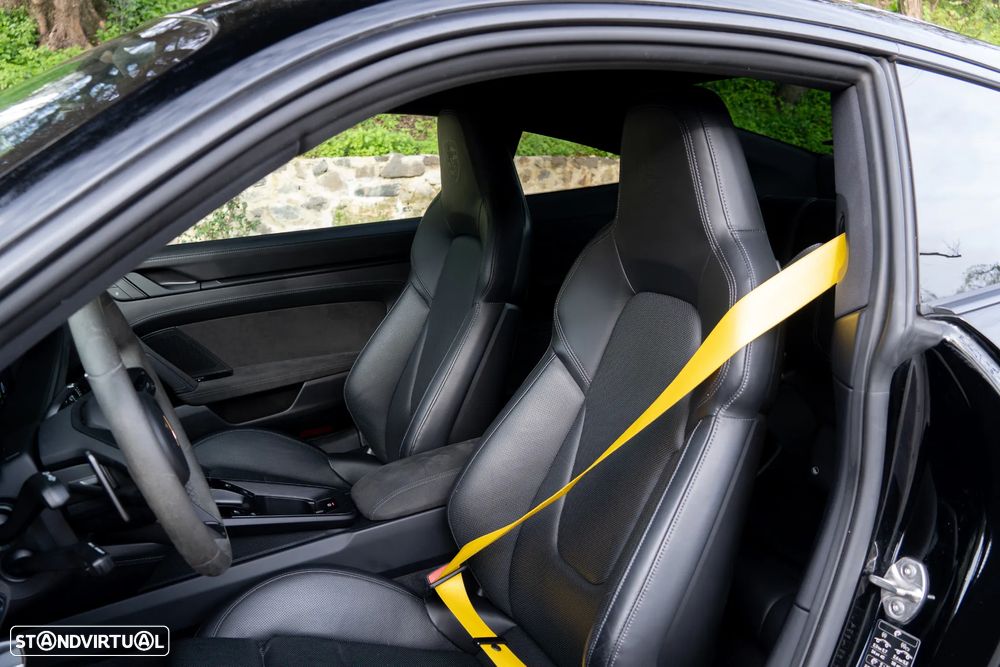 Porsche 911 (992) Carrera GTS PDK - 30