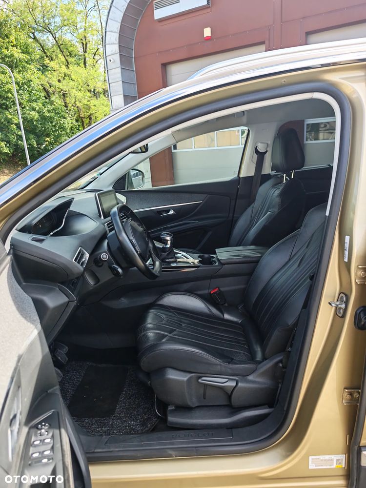 Peugeot 5008 - 29