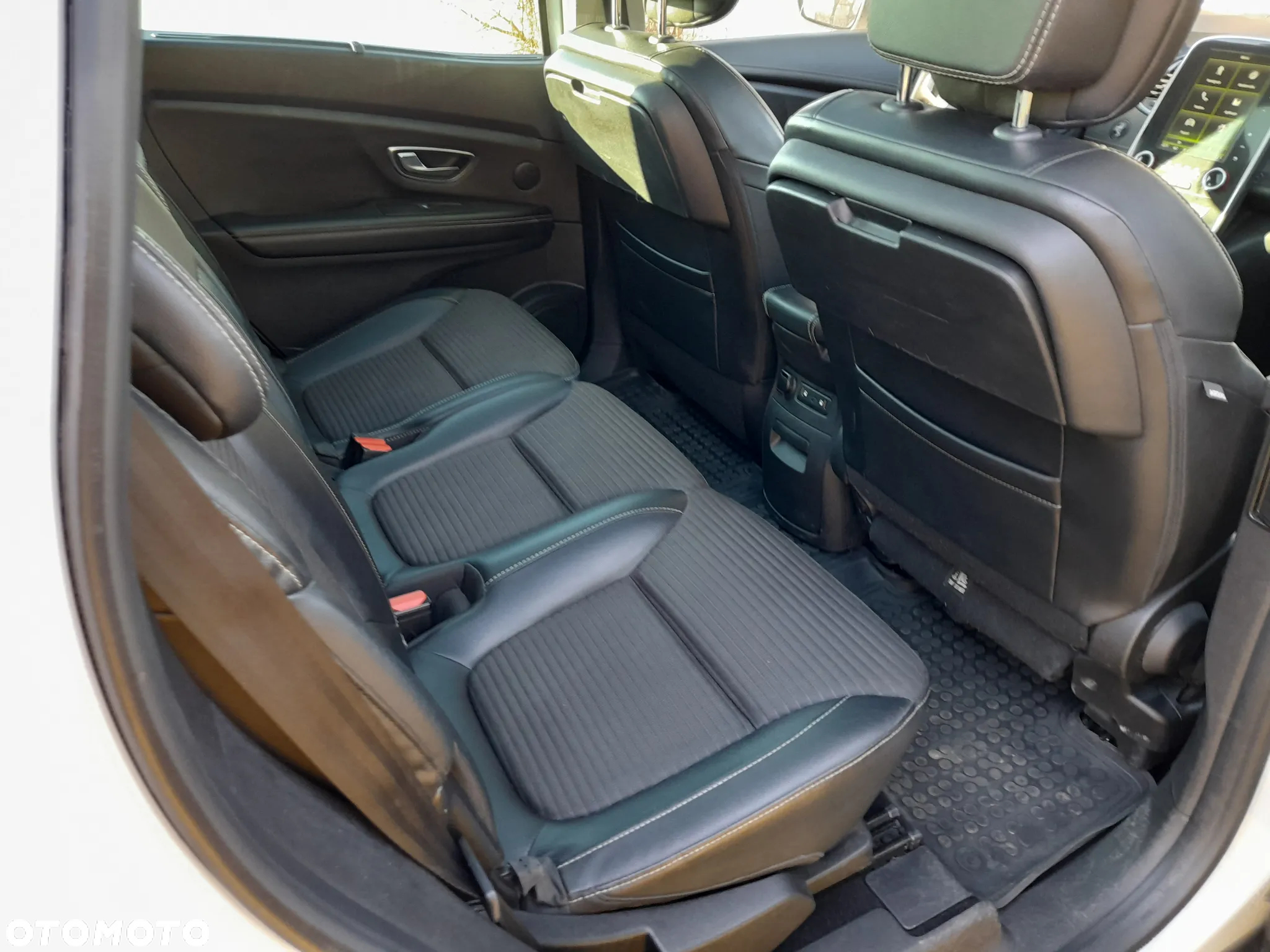 Renault Grand Scenic Gr 1.6 dCi Bose - 17