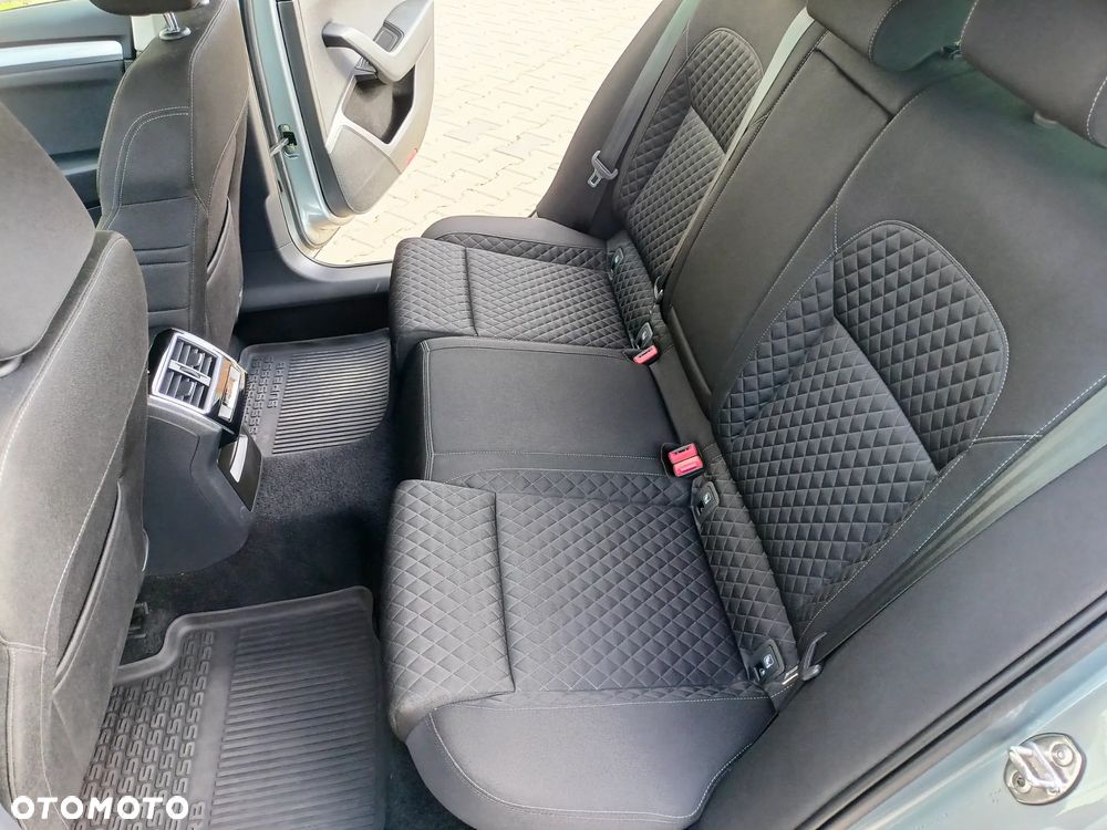 Skoda Superb 2.0 TDI Style - 28