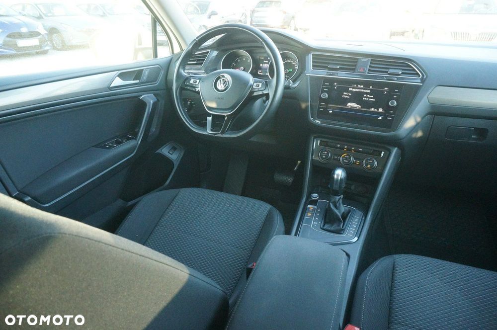 Volkswagen Tiguan Allspace - 16