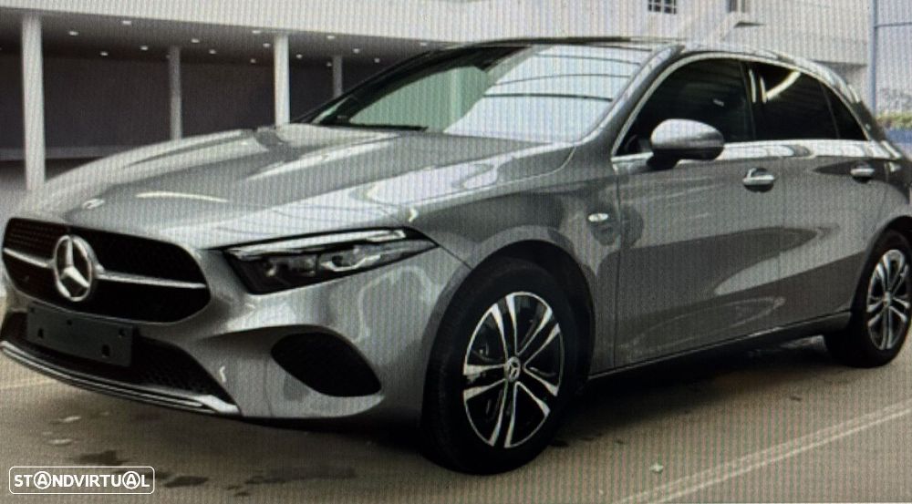 Mercedes-Benz A 250 e - 1