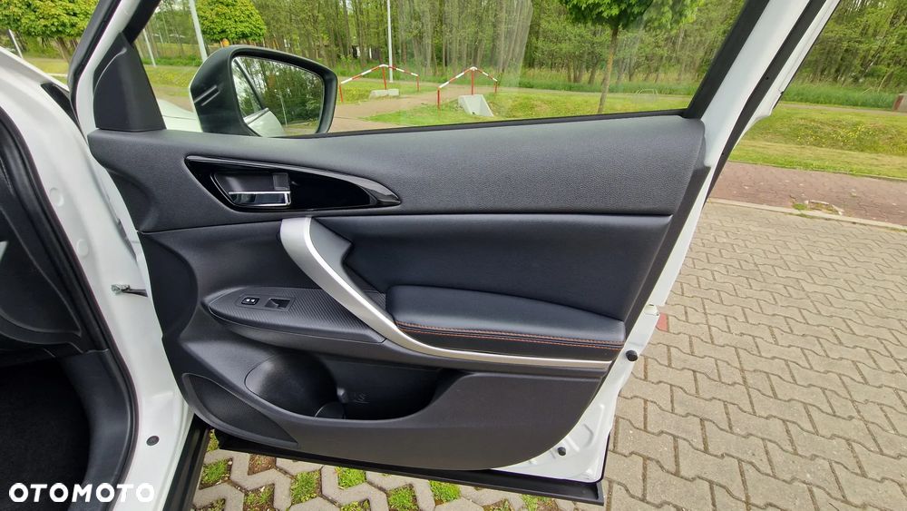 Mitsubishi Eclipse Cross 1.5 T-MIVEC ClearTec CVT 4WD Diamant Edition Plus - 27
