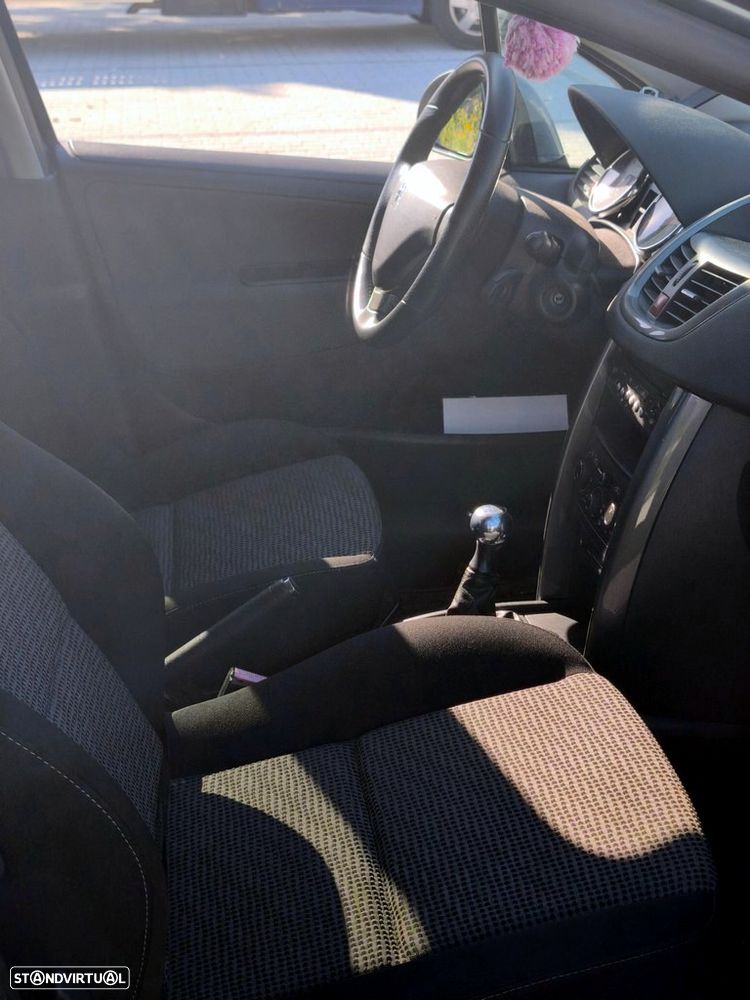 Peugeot 207 1.4 VTi Sportium - 9