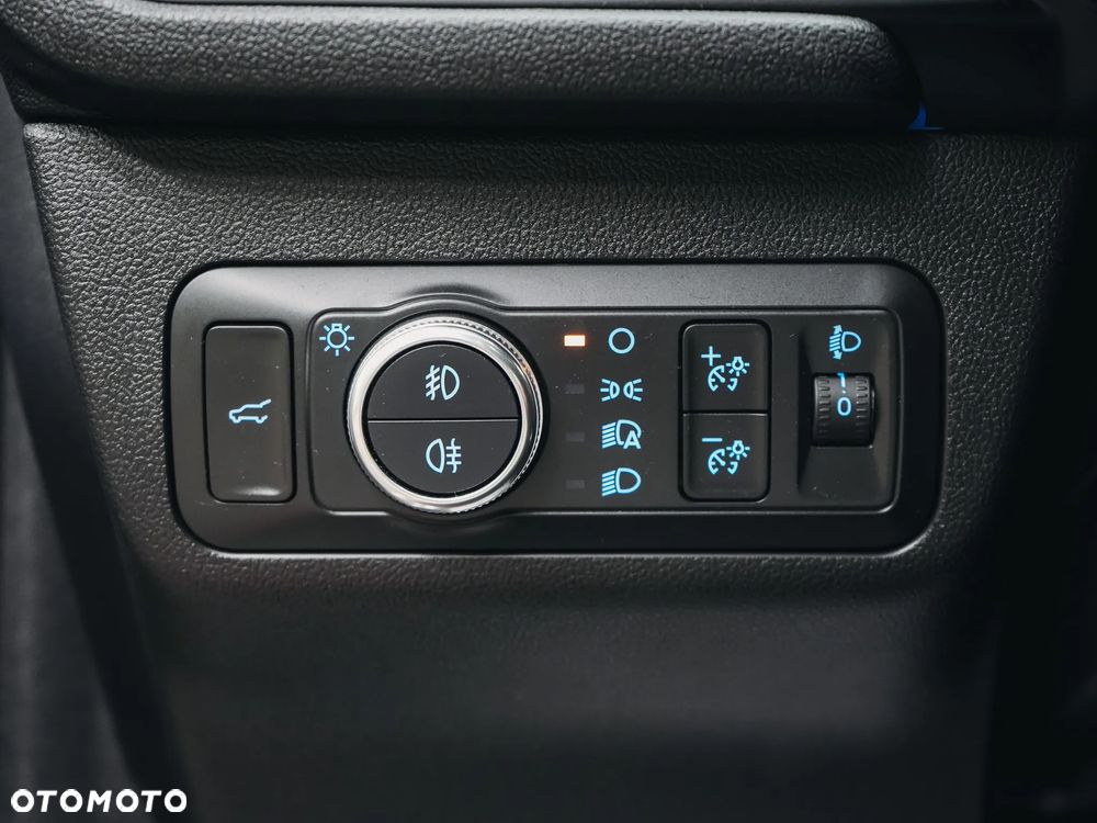 Ford Kuga 2.5 Duratec FHEV 4x4 ST-LINE - 12