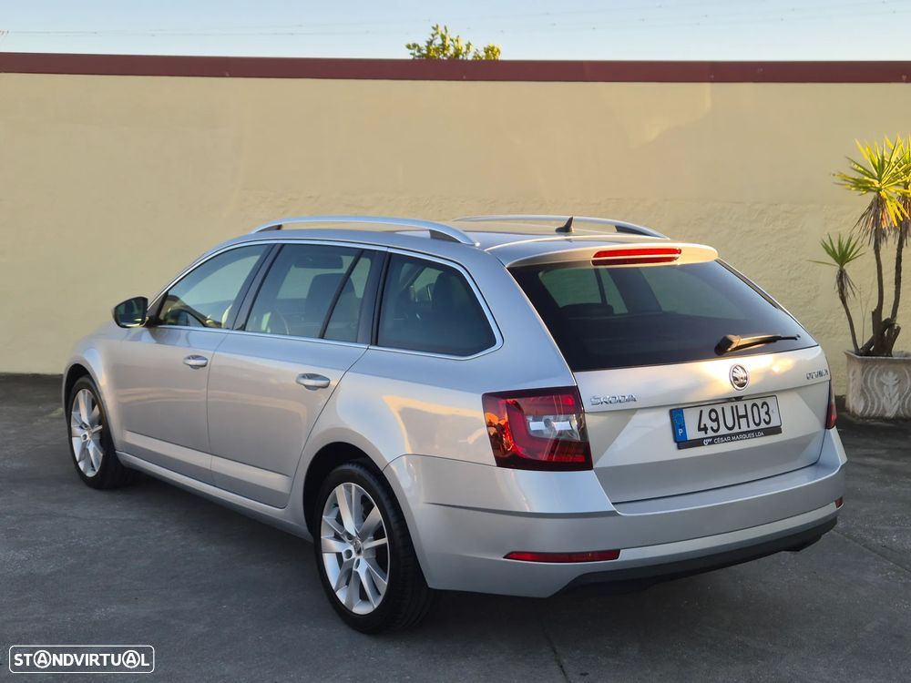 Skoda Octavia Break - 16