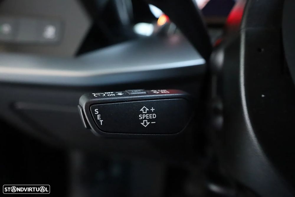 Audi A3 Limousine 30 TDI - 40