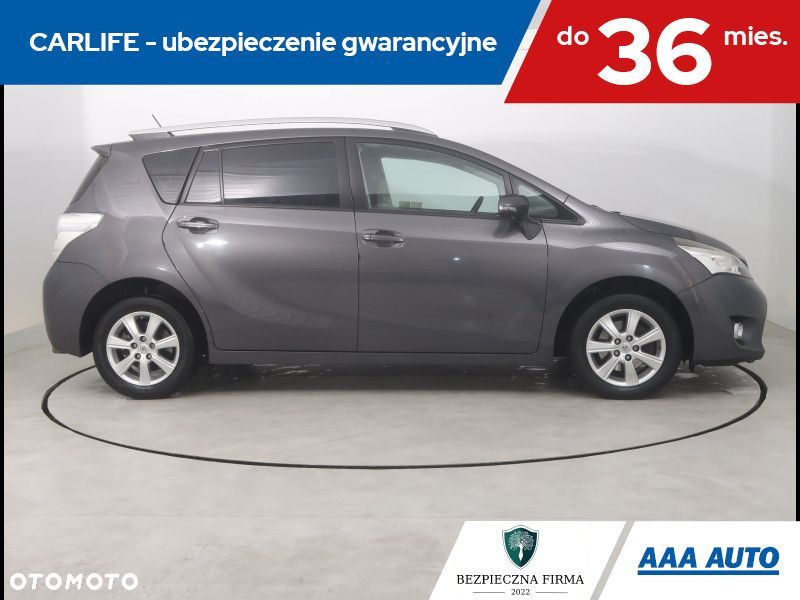 Toyota Verso - 7