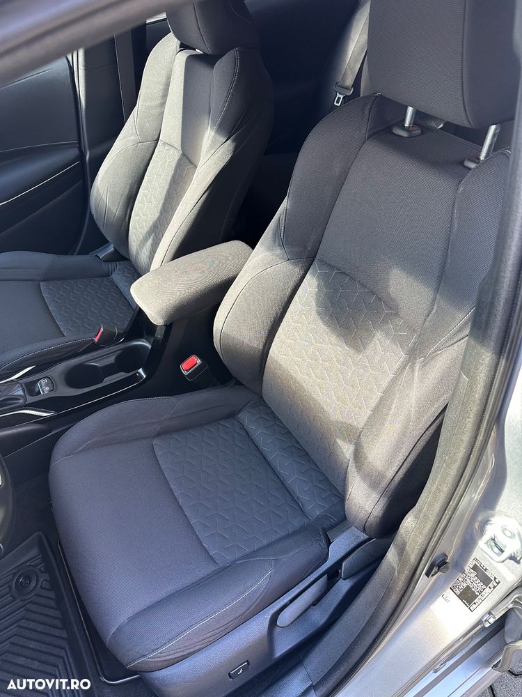 Toyota Corolla 1.8 HSD Dynamic - 27