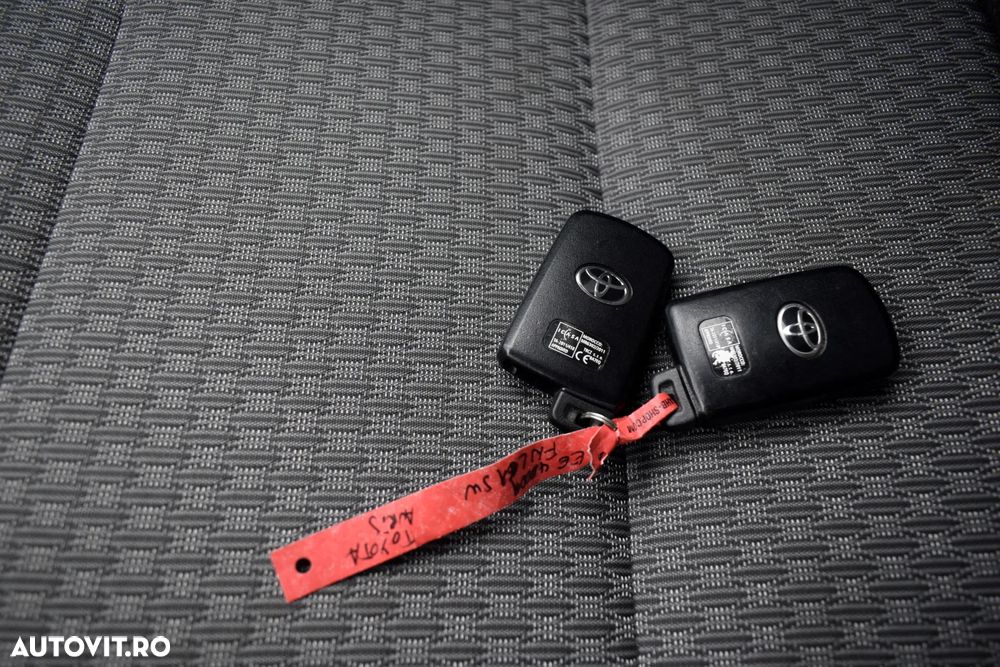 Toyota Auris 1.8 VVT-i Automatik Design Edition - 20