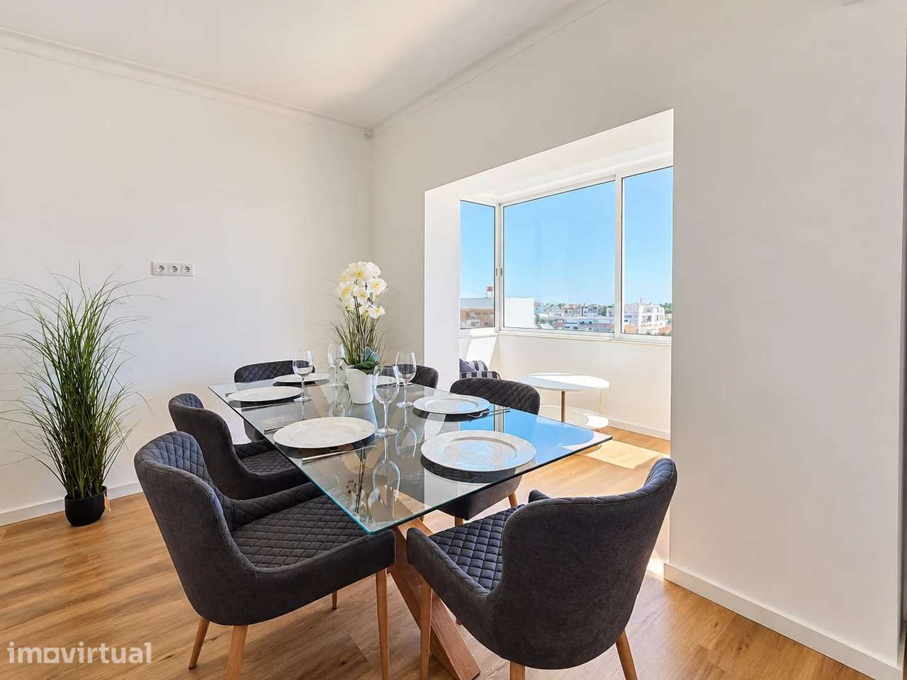 Apartamento T3 no Centro de Olhão | 5.º Andar com Elevador e Vista Des - Grande imagem: 4/20