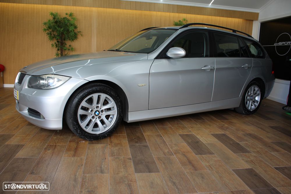 BMW 320 d Dynamic - 8