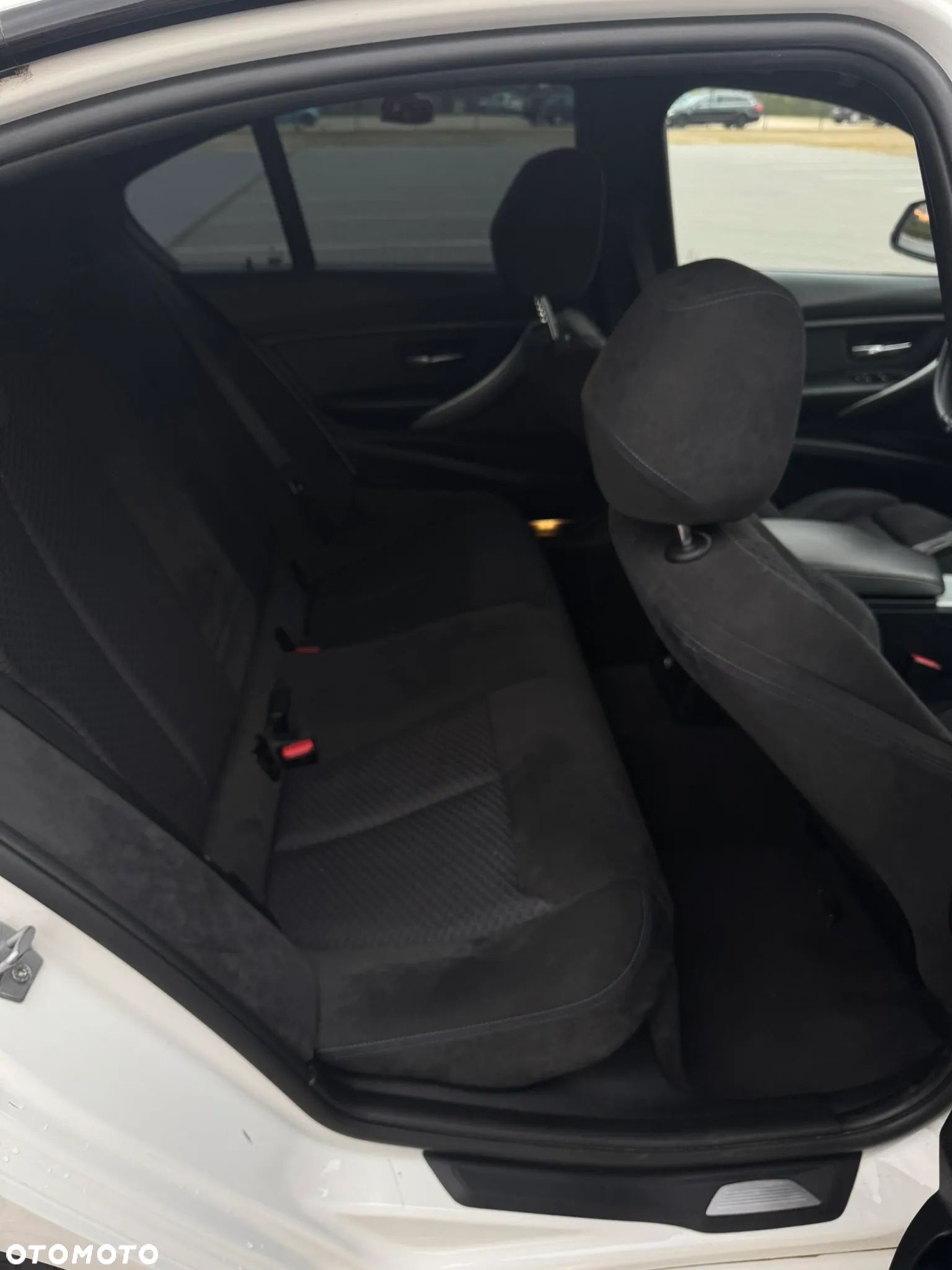 BMW Seria 3 316i Sport Line - 13