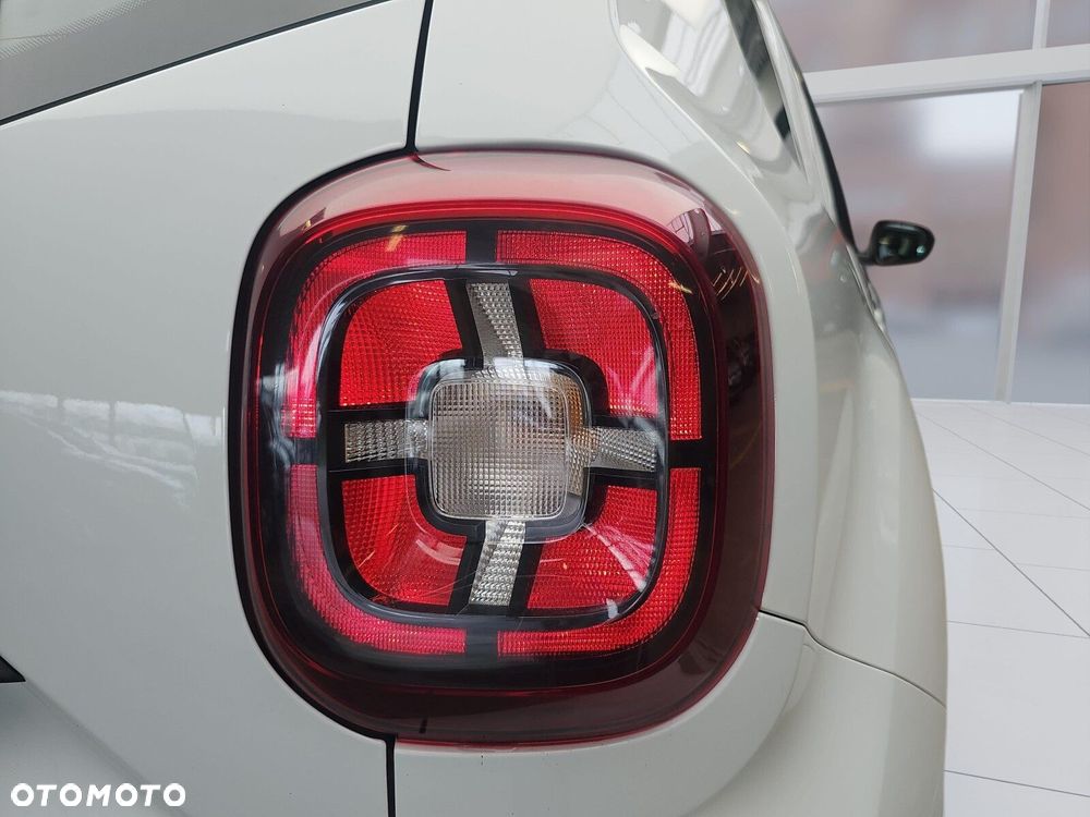Dacia Duster 1.3 TCe FAP Comfort 4WD - 31