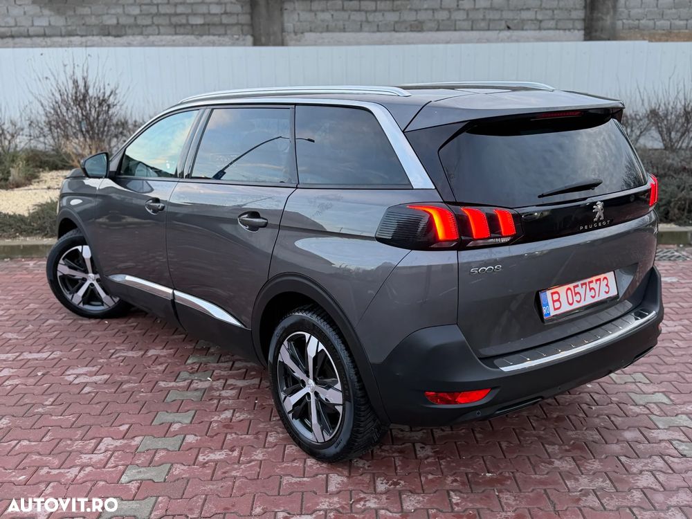Peugeot 5008 1.2 Puretech Turbo s&s EAT8 Allure - 6
