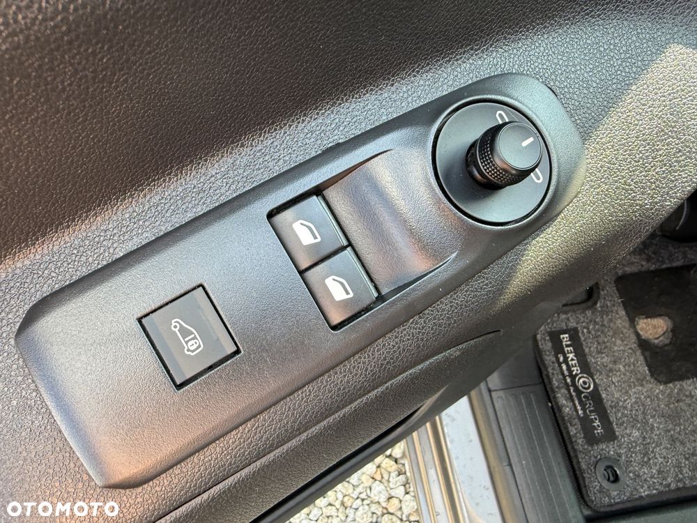 Peugeot PARTNER/Klima/PDC przód i tył/Nawigacja/Tempomat/Sensor świateł/Regał/ 230V gniazdko/import niemcy - 18