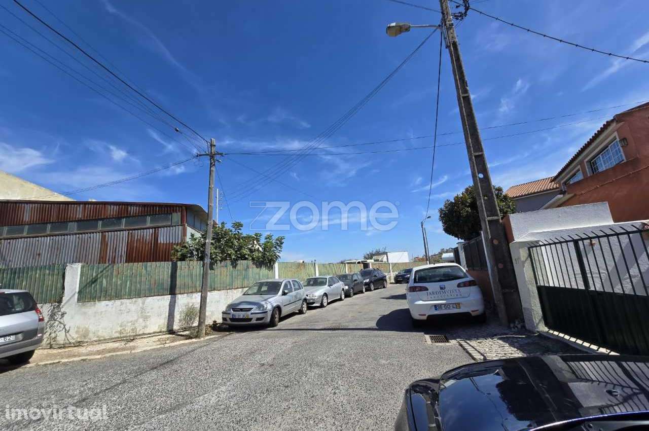 Para venda Terreno com Armazém em Trajouce, São Domingos de Rana - Grande imagem: 4/18